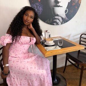 Meet your Posher, Joyce